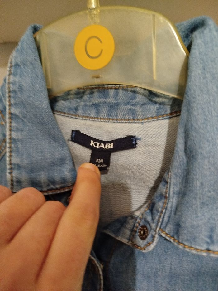 Chemise en jean bleu Kiabi taille 12 ans - photo numéro 2