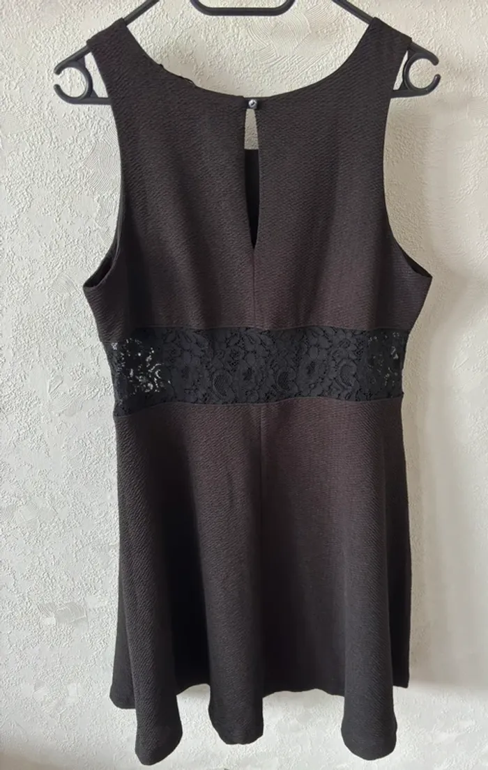 Robe noir - photo numéro 3