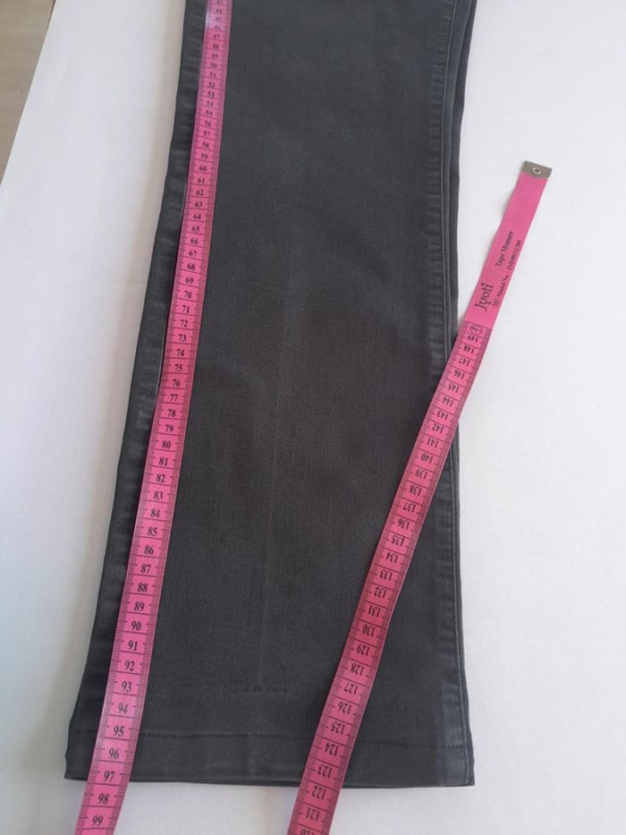Jean caroll droit taille 40 - photo numéro 13