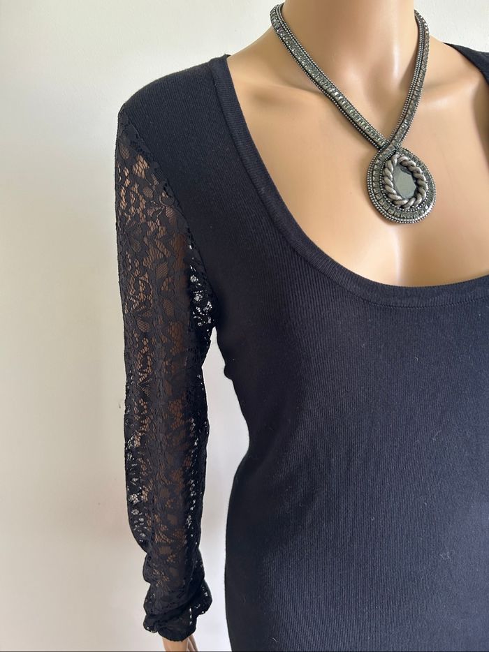 Robe pull noire neuve avec dentelle Morgan taille L (valeur 60€) - photo numéro 4