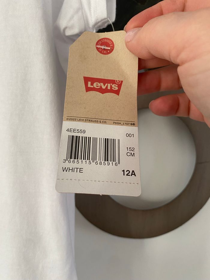 Tee shirt levi’s blanc 12 ans - photo numéro 3