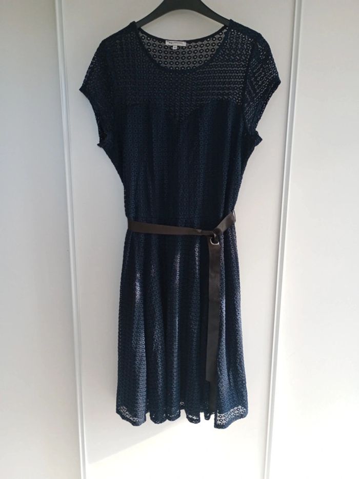 Robe manches courtes de marque Naf Naf taille 42
