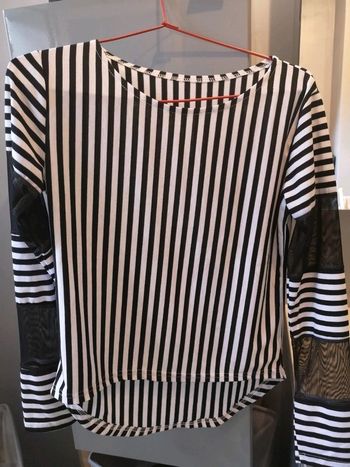 Tee shirt manche longue à rayures