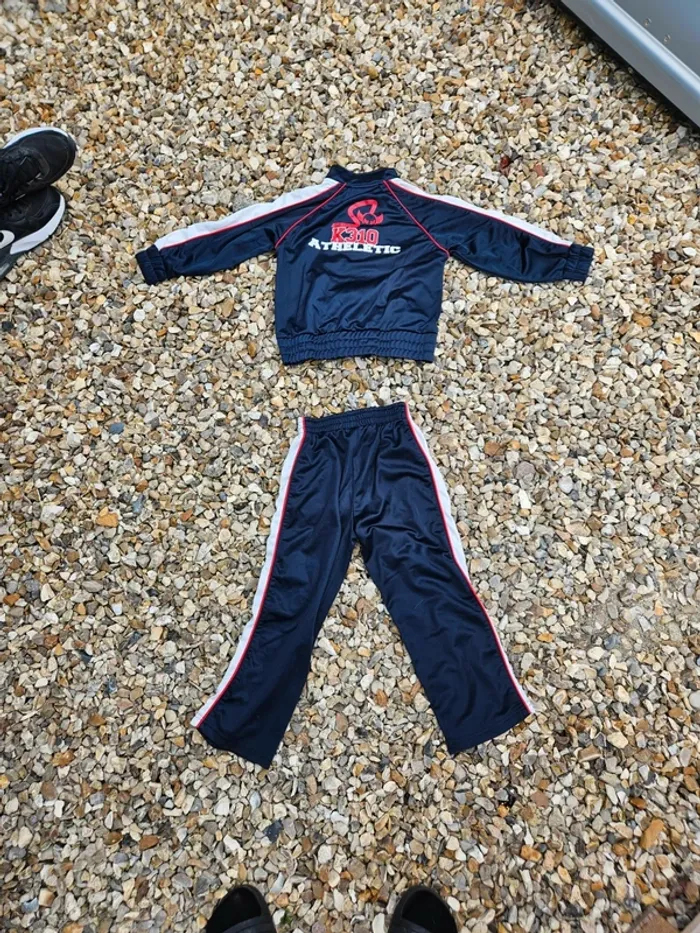 Ensemble jogging - photo numéro 3