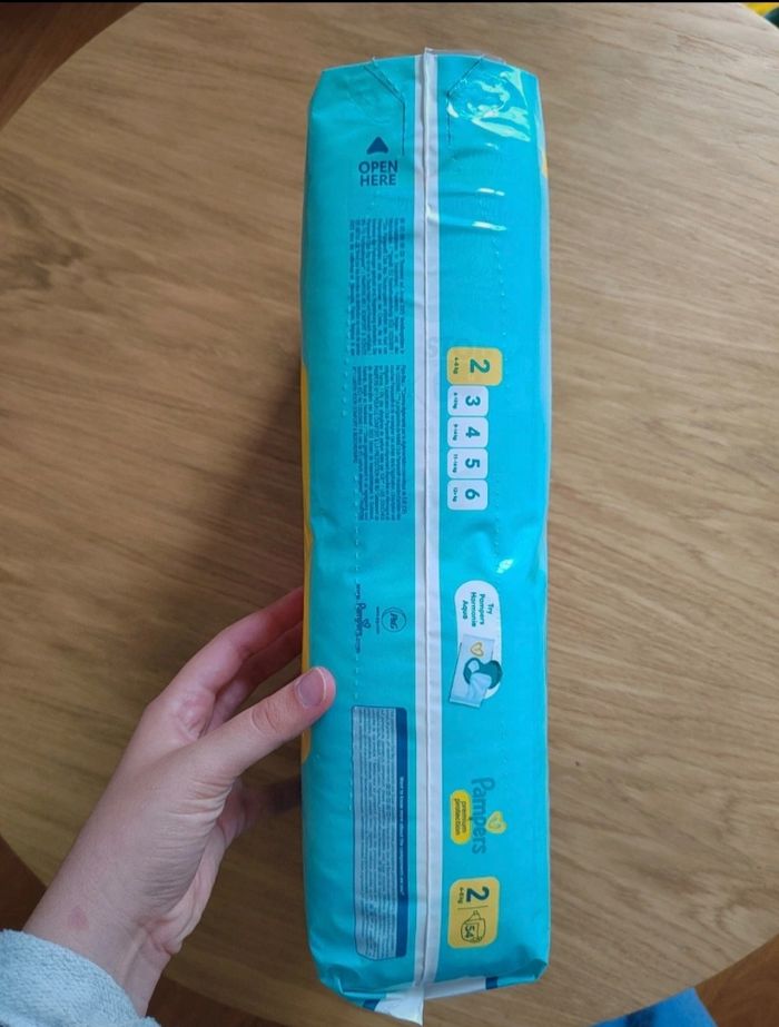 Pampers Premium Protection Taille 2 - photo numéro 3