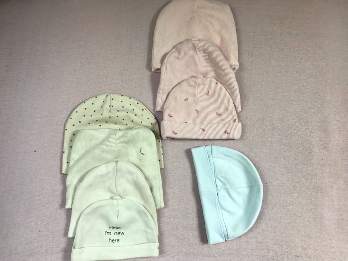 Lot bonnets - photo numéro 2