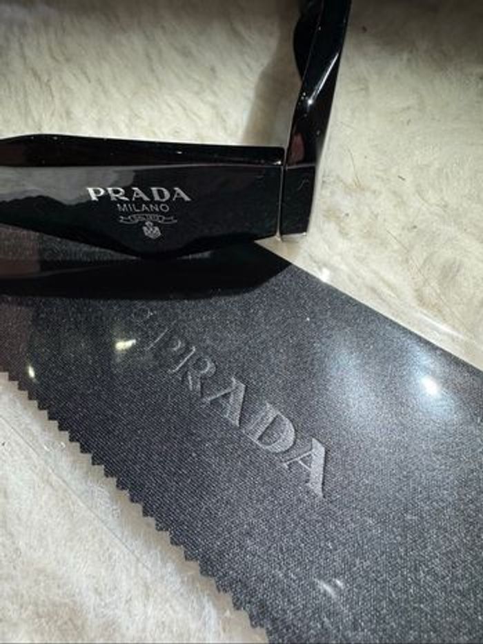 Lunette de soleil prada - photo numéro 8