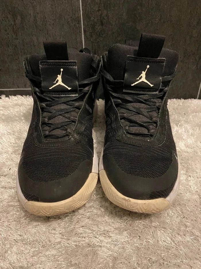 Basket Jordan Flight Taille 43 - photo numéro 2