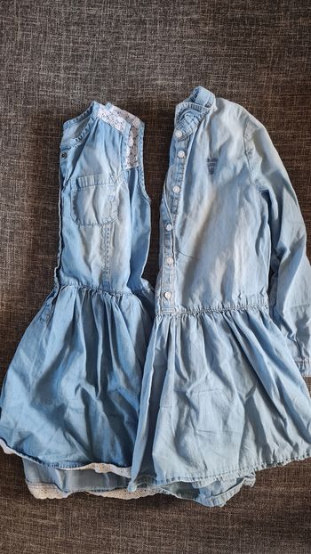 Lot 2 robes en jeans 8 ans