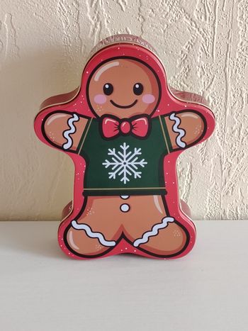 Boîte pin d'épice en métal