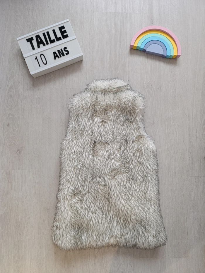 Veste sans manches avec poils taille 10ans - photo numéro 3