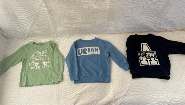 Lot de vêtements garçon taille 3 ans - photo numéro 4