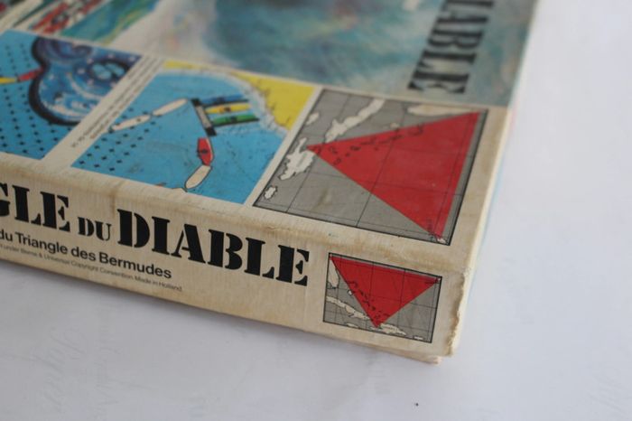 MB Le Triangle du Diable 1977 - photo numéro 3
