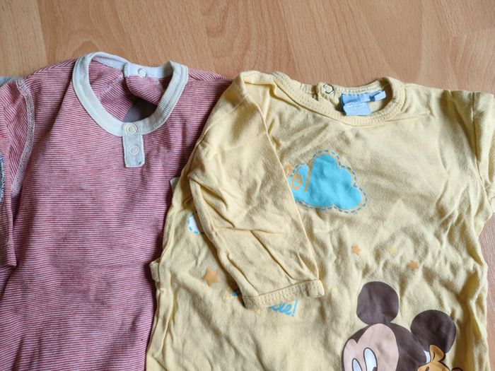 Lot de 6 pyjamas/grenouillères légers en 1M - photo numéro 3