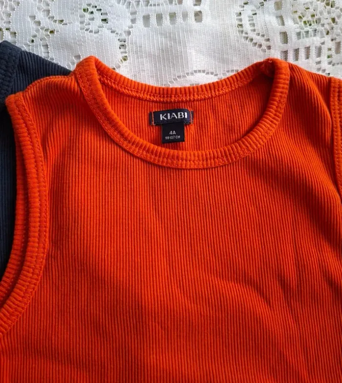 Lot de 2 débardeurs enfant - Kiabi  - neufs - 4 ans -Orange et bleu marine - photo numéro 3