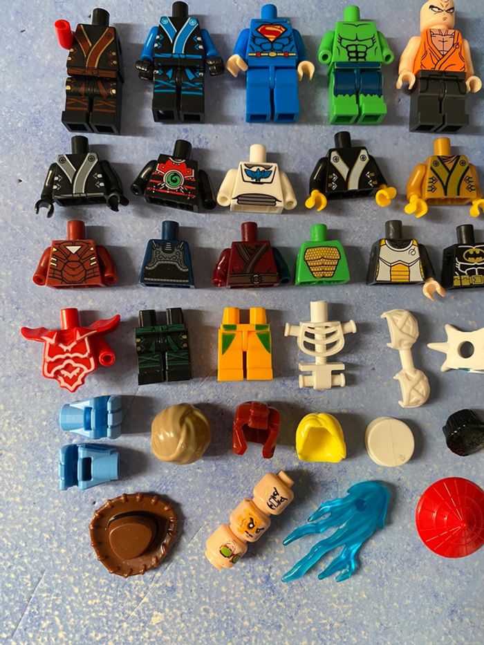 Lot de 56 éléments de minifigurine ! pas Lego ! - photo numéro 2
