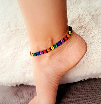 Bracelet de cheville multicolore