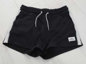 Short noir 13-14 ans