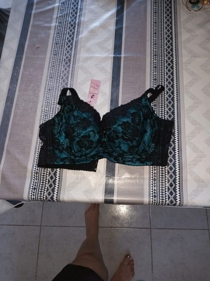 Soutien gorge noir et bleu vert