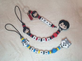 1 Attache tétine + 1 Attache tétine Idole + 1 porte clés