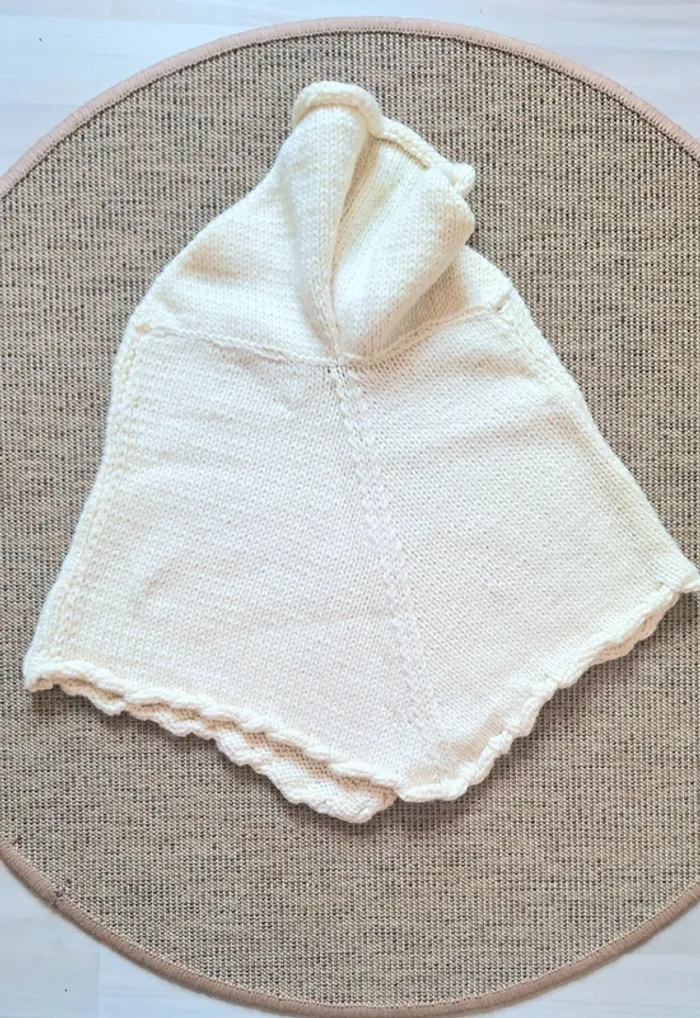 Joli Poncho fille fait main - photo numéro 3