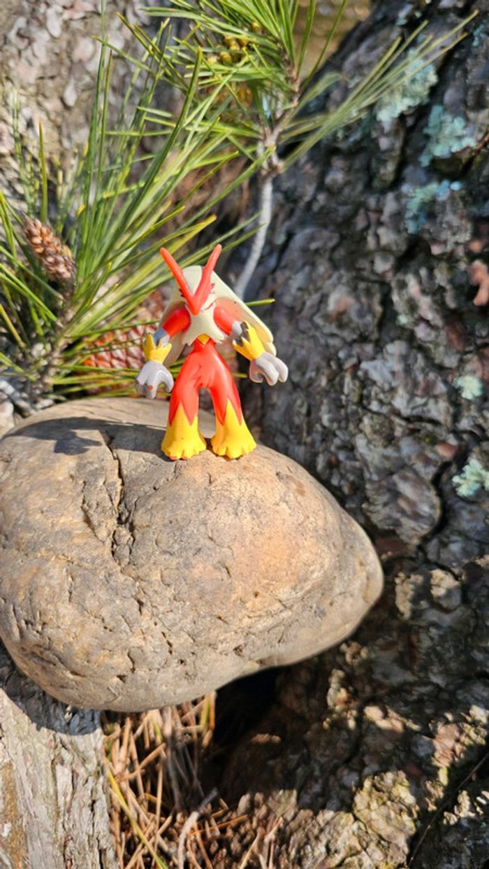 Super figurine Pokemon Nintendo Brasegali - photo numéro 3