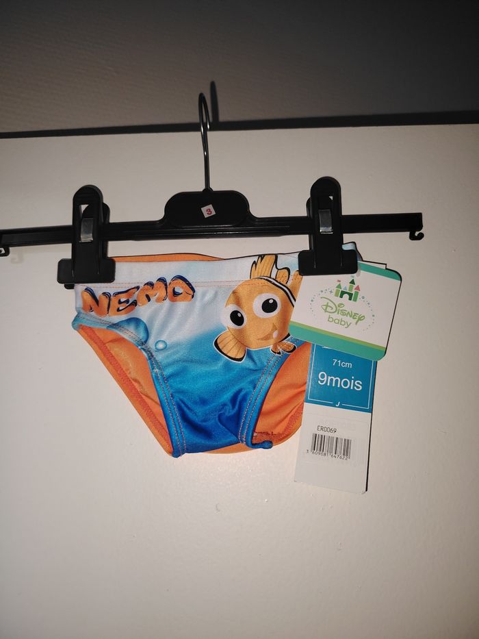 Maillot de bain Némo Disney taille 9 mois