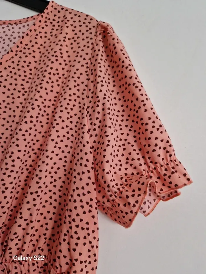 Blouse col V motif cœurs - photo numéro 3