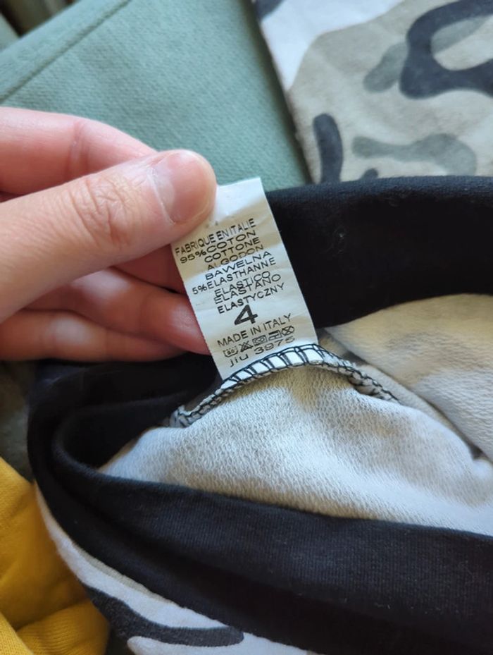 Gros lot de vêtements 4ans - photo numéro 13