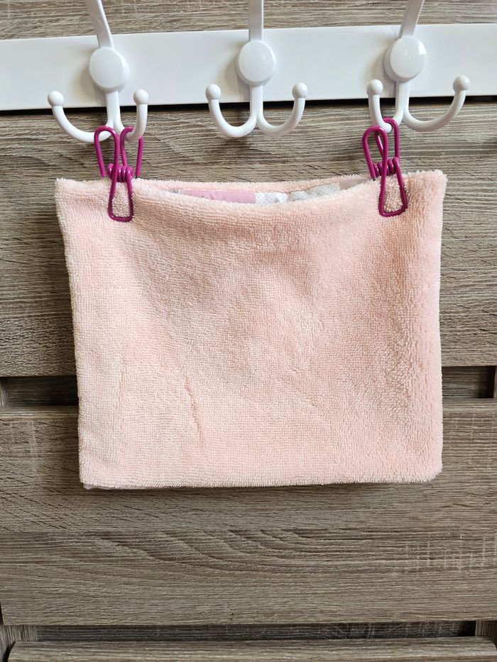 Vêtement Bébé Fille - Tour de cou - photo numéro 4