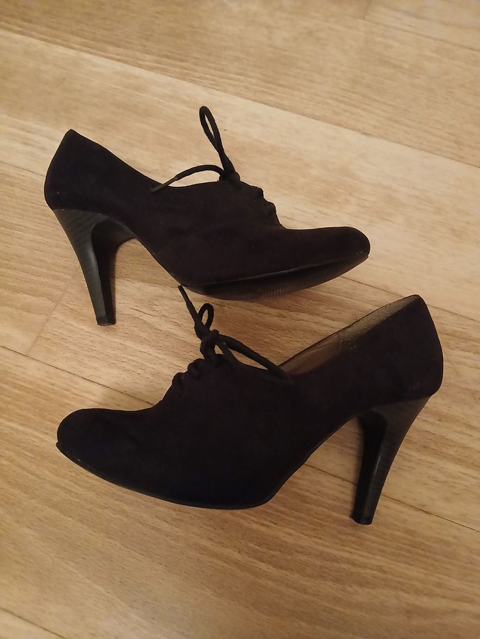 Chaussures a talon P36
