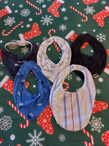Lot bandanas naissance/6mois - comme neuf