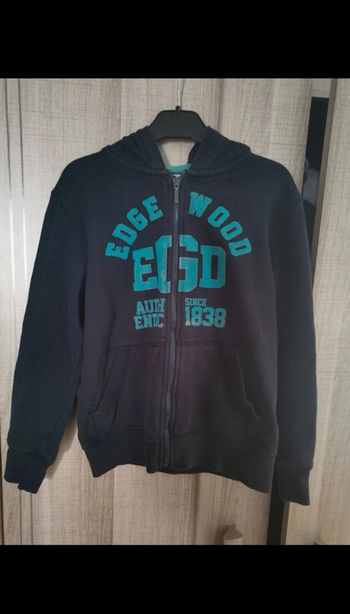 Sweet zippé à capuche garçon 10 ans.