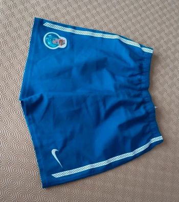 Short Nike de Porto taille 7-8 ans en très bon état