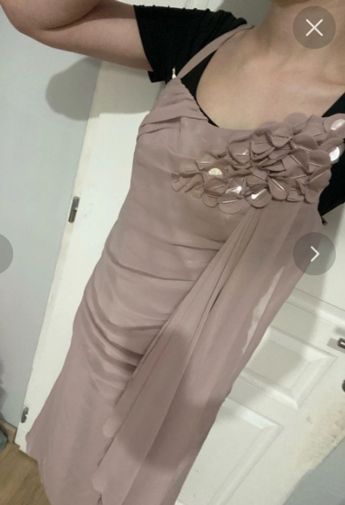 Robe de cérémonie ou autre - photo numéro 2