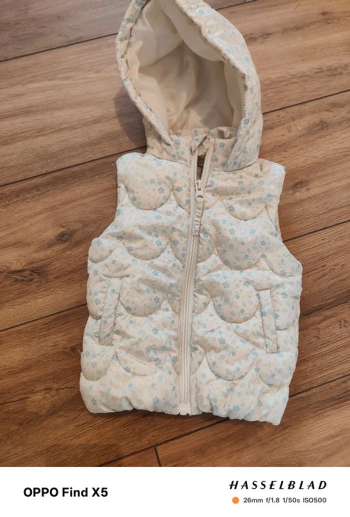 Doudoune sans manche à capuche