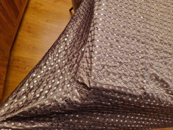 Nappe carrée sequins 170x170 Alinéa NEUVE - photo numéro 2