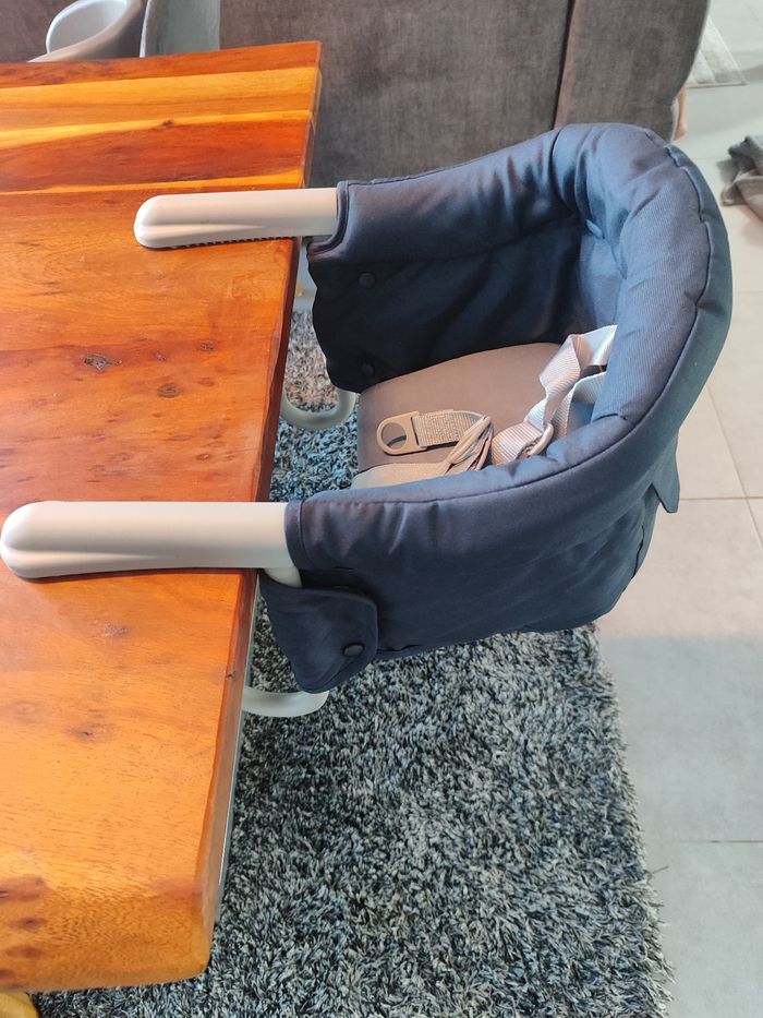 Siège de table pliable - photo numéro 4