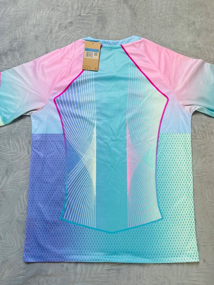 Maillot concept foot Barça bleu rose taille M - photo numéro 8