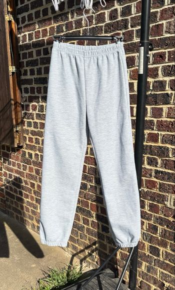 🩶 Jogging gris chiné gaufré – 11-12 ans