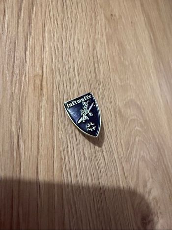 Badge a broche ww2