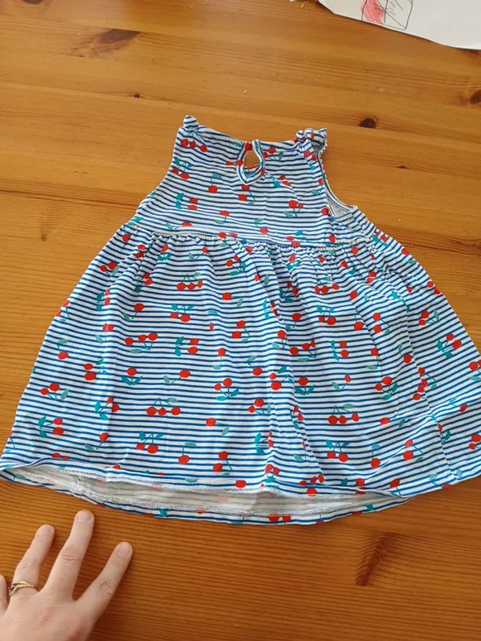 Robe du pareil au même 12 mois - photo numéro 3