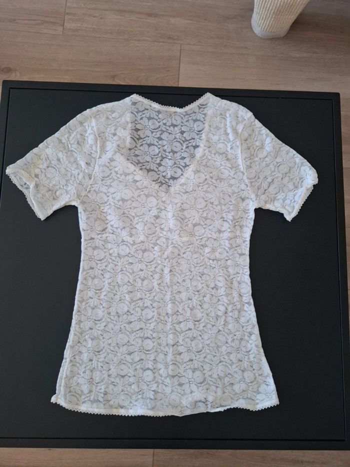 Tee-shirt dentelle - photo numéro 3