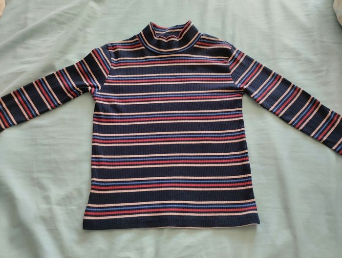 Sous pull taille 6 ans