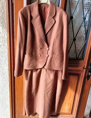 Ensemble tailleur femme 42