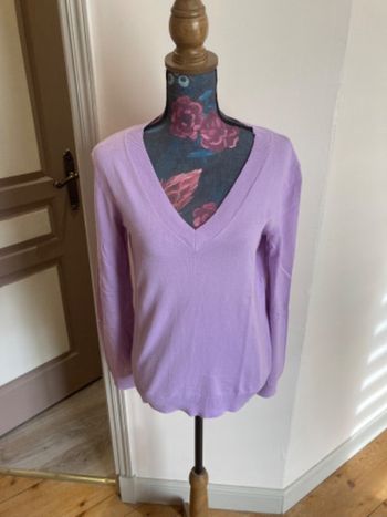 Joli pull mauve taille M