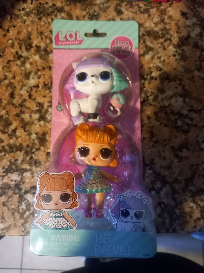 Poupee lol avec sont animal