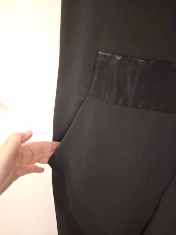 Combinaison cop copine taille 36 en très bon état - photo numéro 4