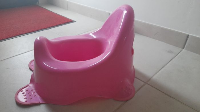 Pot pour la propreté