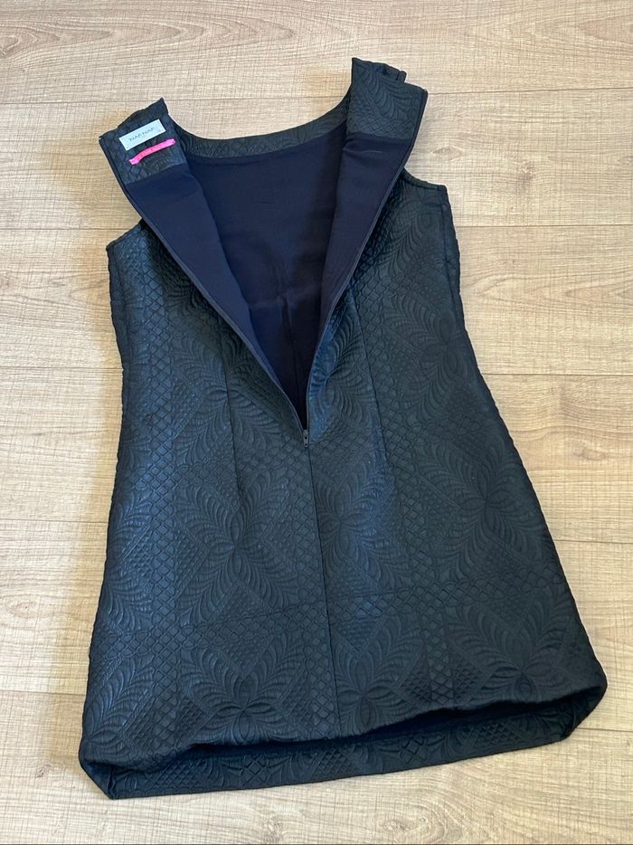 Robe noire sans manches Naf Naf taille 38 jamais portée - photo numéro 8